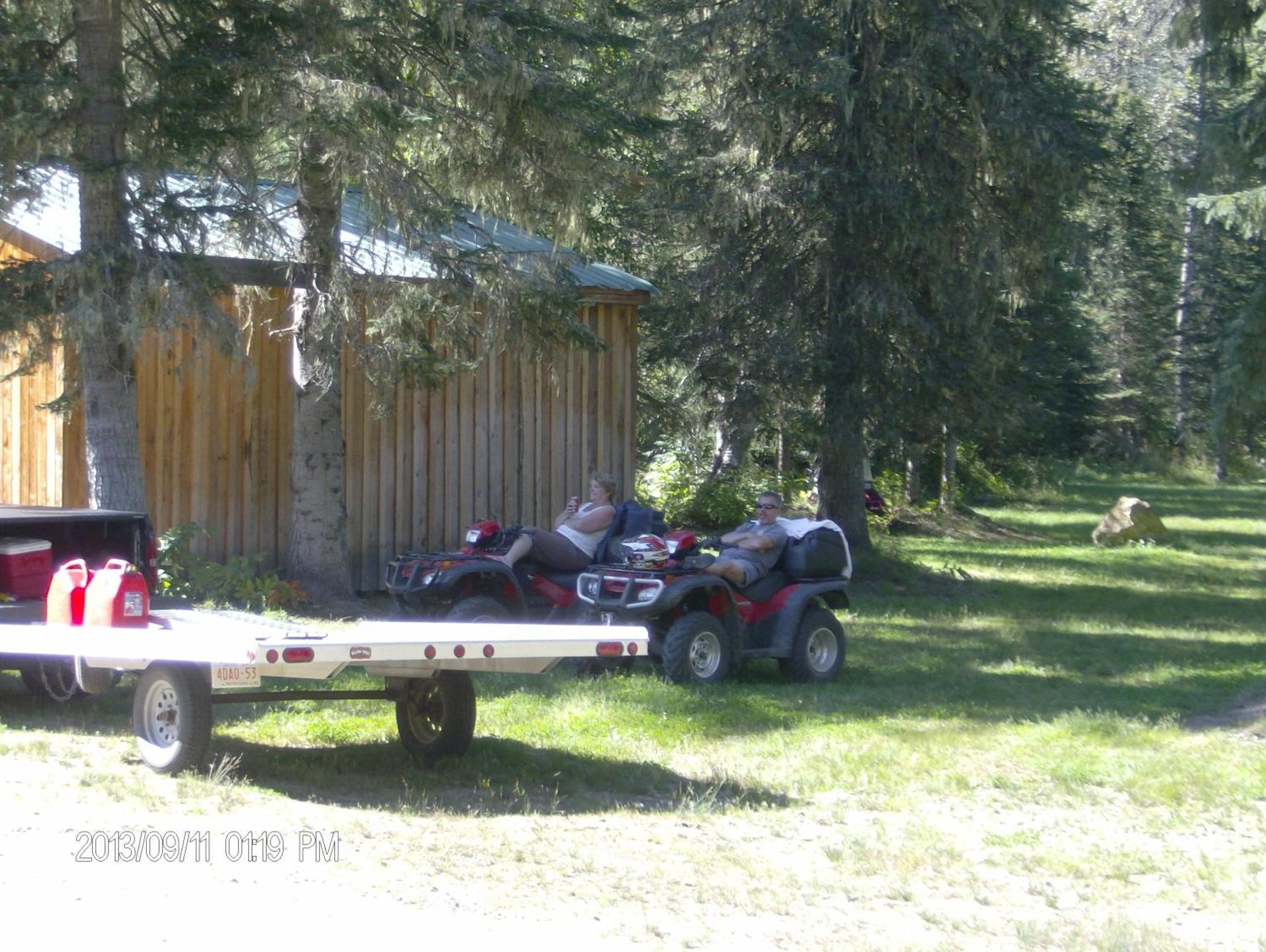 Bone Creek Wilderness Retreat Hotel Blue River Bagian luar foto